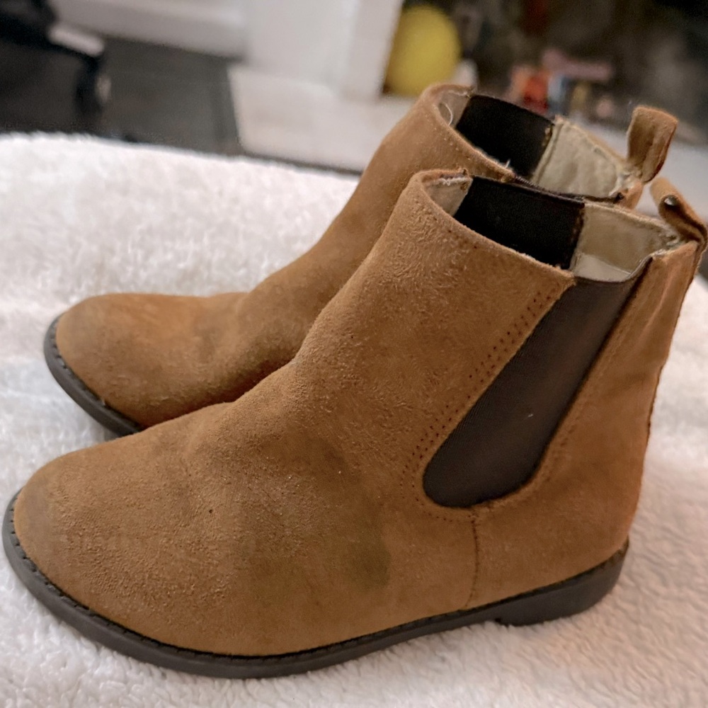 Crazy 8 Brown Chelsea Boots with Suede Finish